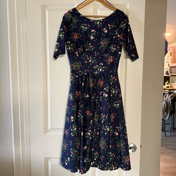 Pretty Dress Co Valencia Hepburn Dress - Picture 5 of 5
